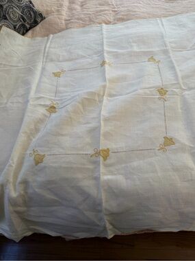 Classic White Linen Embroidered Tablecloth with Gold Accent